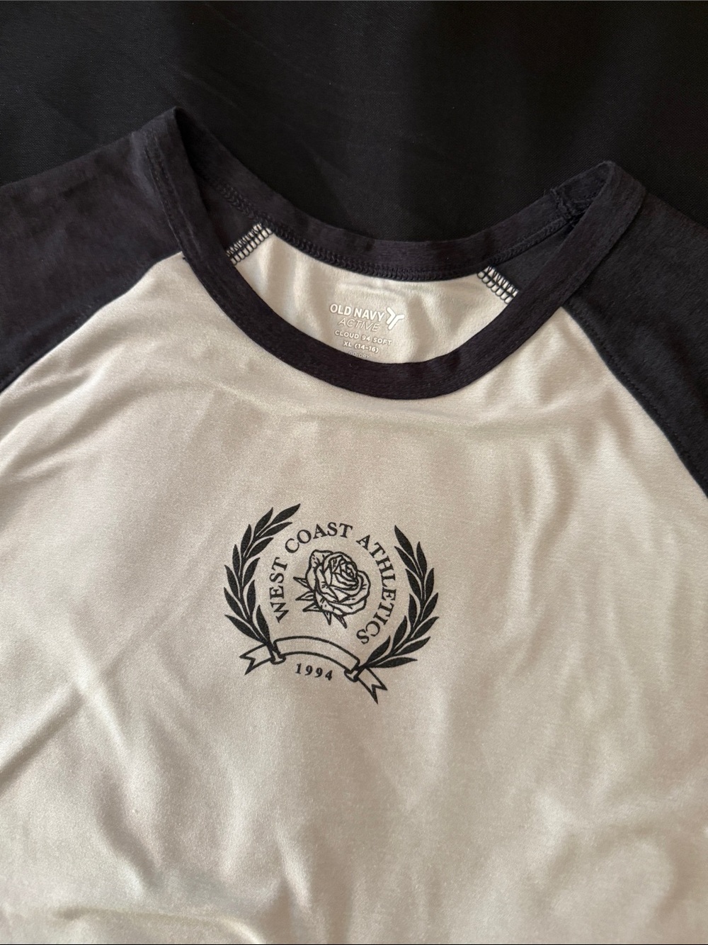 Old Navy White and Black Raglan Athletic Crest Tee size XL